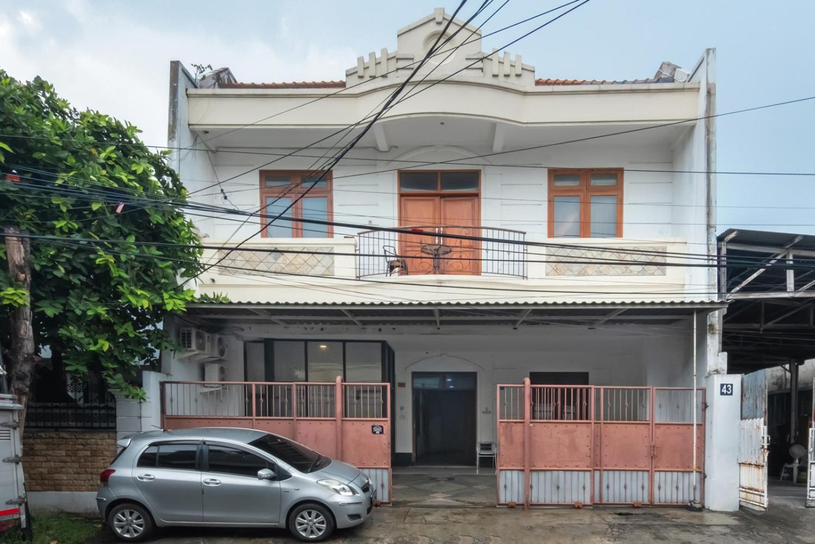 Mono Coliving Kertajaya Syariah, Sby Surabaya Exterior foto