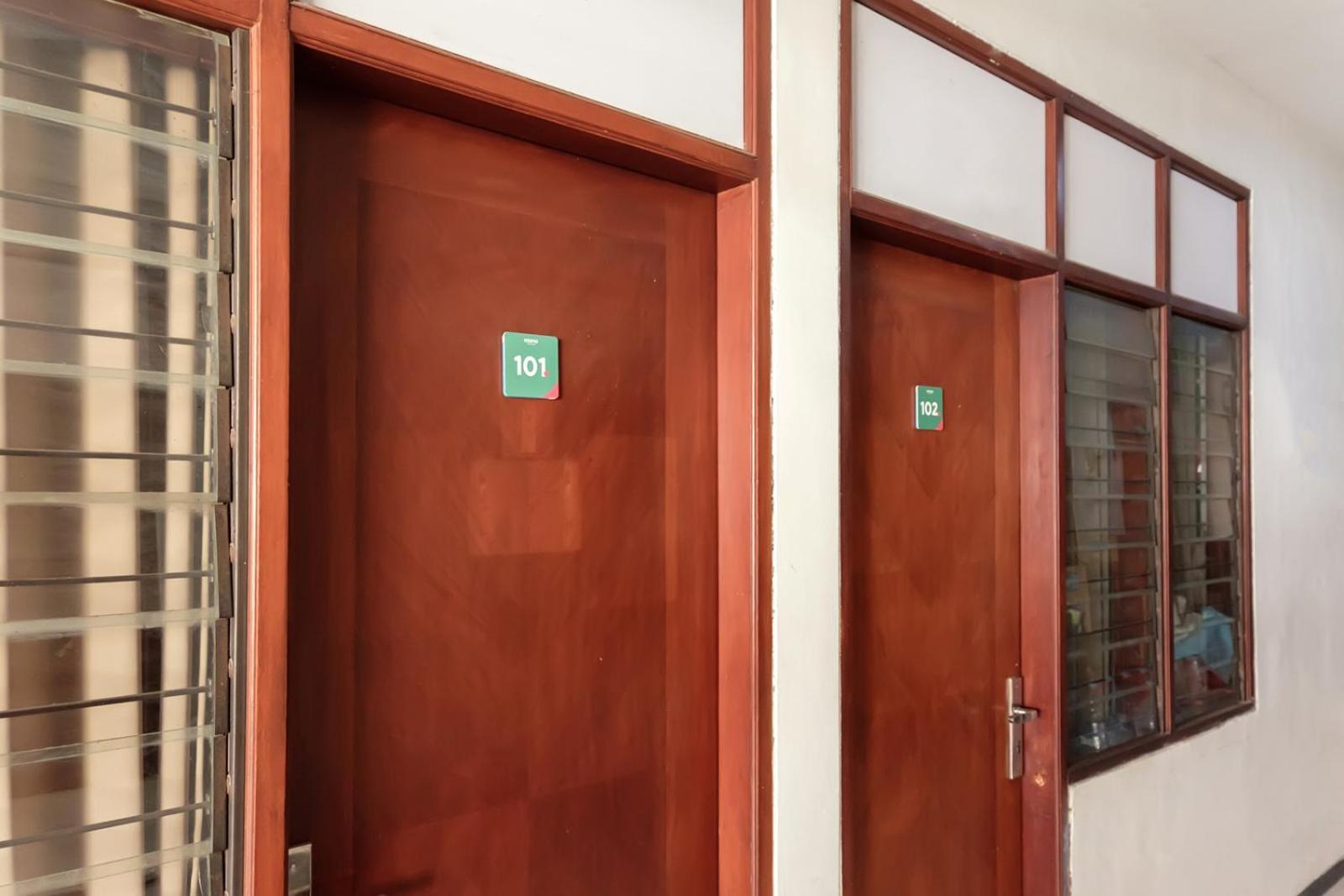 Mono Coliving Kertajaya Syariah, Sby Surabaya Exterior foto